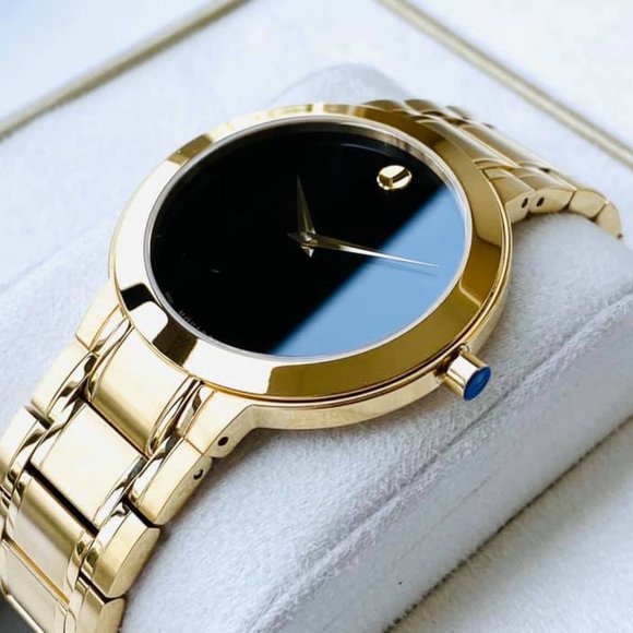New Movado 40mm Gold Plated Men's Watch! Stunning! - Picture 3 of 4